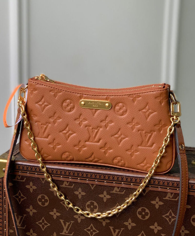 Louis Vuitton Liv Pochette M11916 M83301
